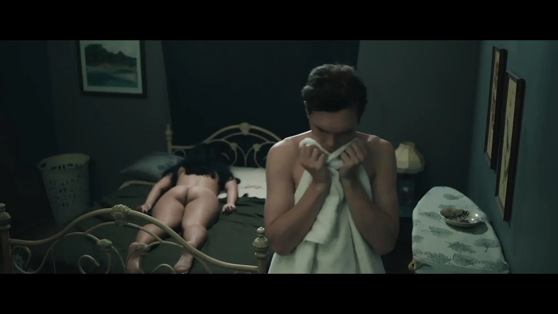 No Tears in Hell 2025 Hindi - English Audio WEB-DL 720p - 480p - 1080p screenshot 3