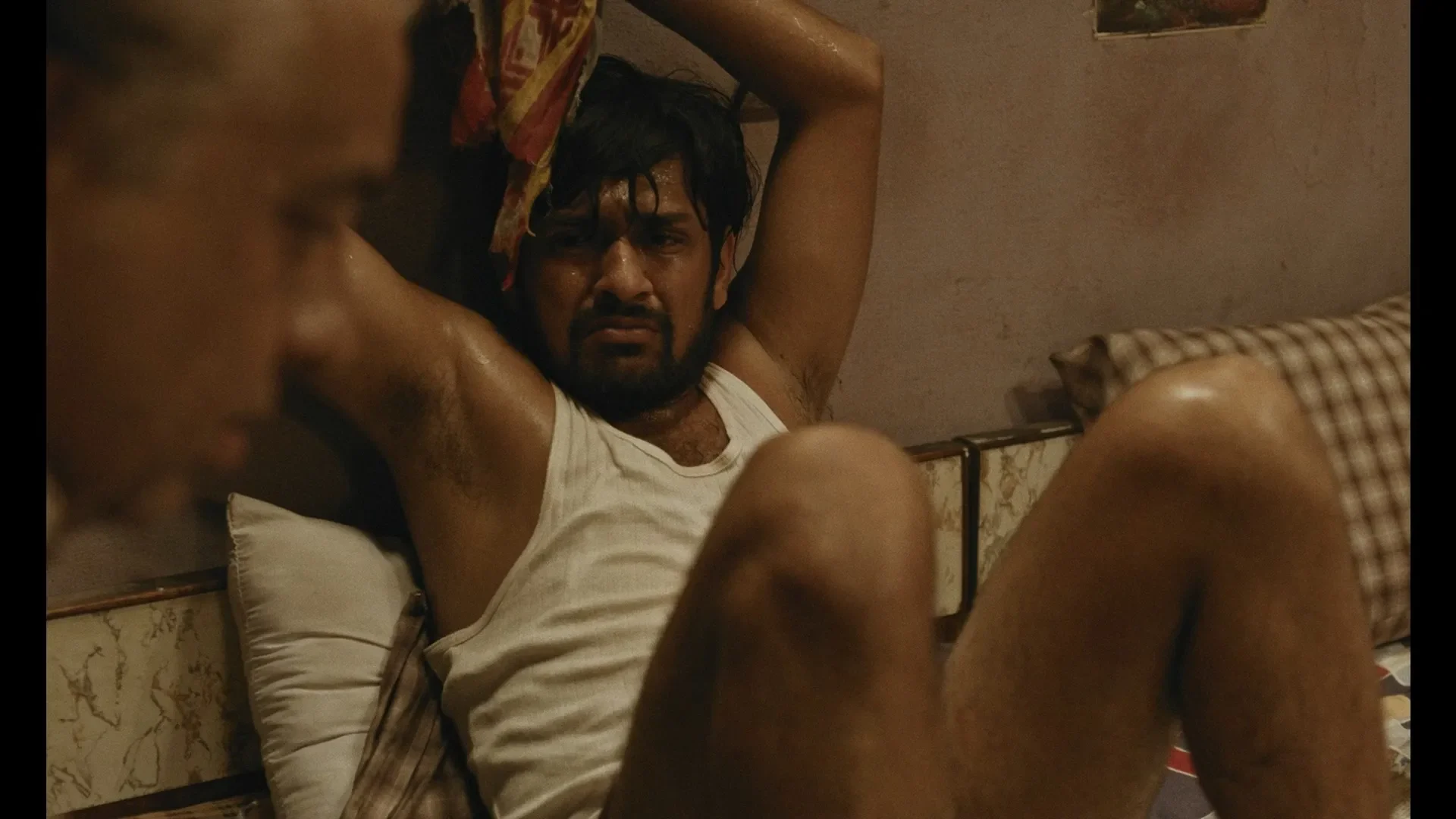 Agra 2025 Hindi Audio WEB-DL 720p - 480p - 1080p screenshot 4