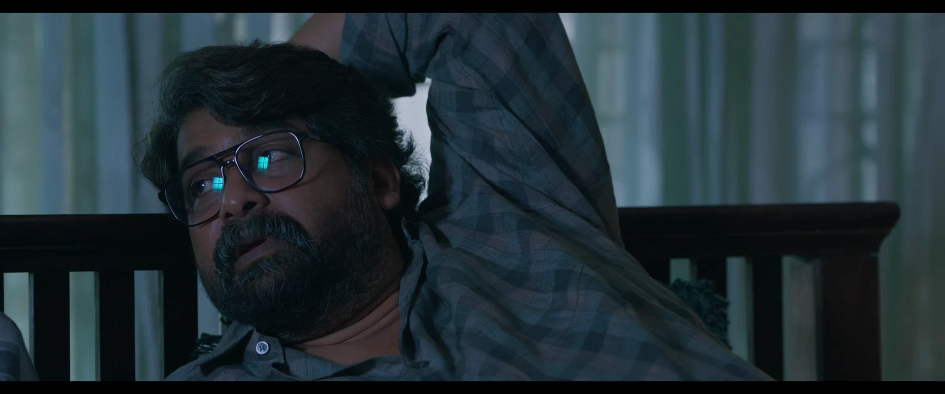 Valathu Vashathe Kallan 2026 Hindi Dual Audio WEB-DL 720p - 480p - 1080p screenshot 2