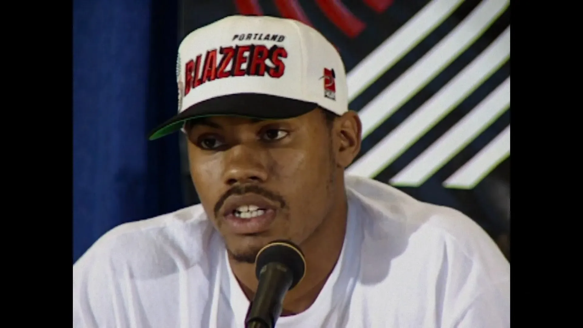 Untold: Jail Blazers 2026 Hindi - English Audio WEB-DL 720p - 480p - 1080p screenshot 5