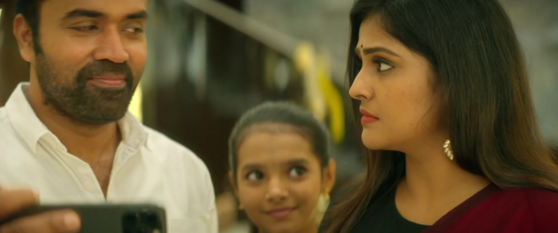 Her 2026 Tamil Audio WEBRip 720p - 480p - 1080p screenshot 4