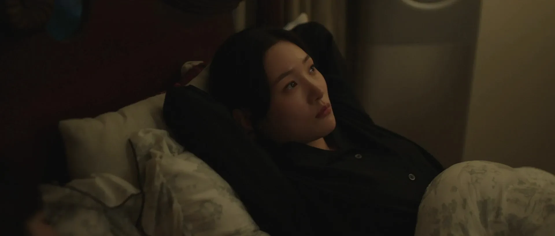 Beyond the Bar 2025 Season 1 Hindi Audio WEB-DL 720p - 480p - 1080p [ALL EPISODES] screenshot 6