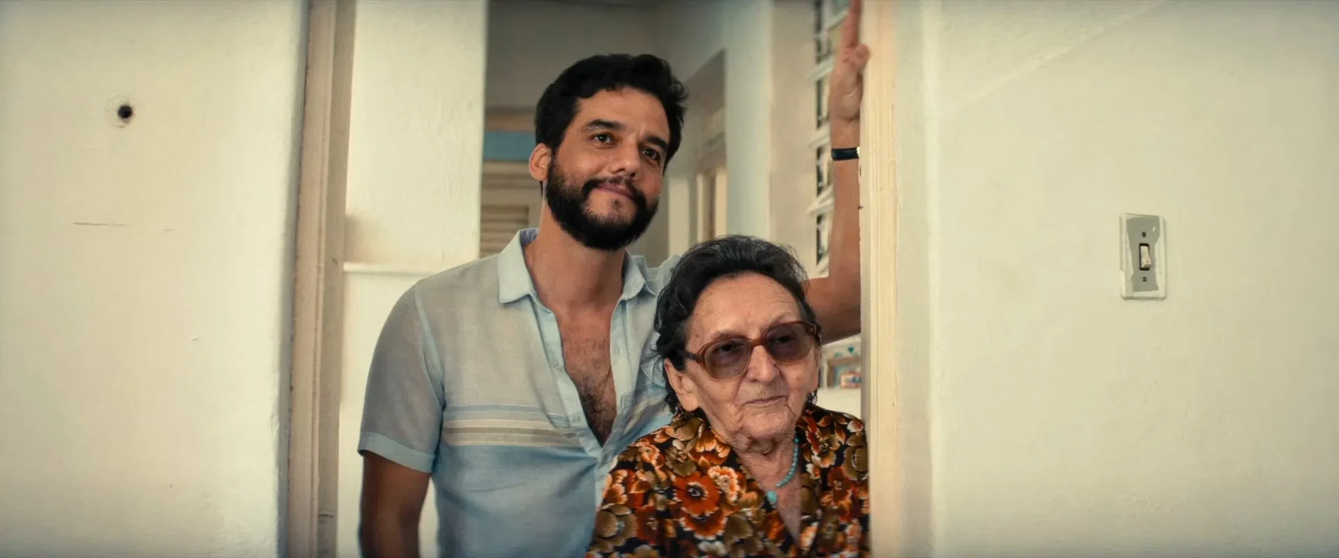 The Secret Agent 2025 Hindi - Portuguese Dual Audio WEB-DL 720p - 480p - 1080p screenshot 2