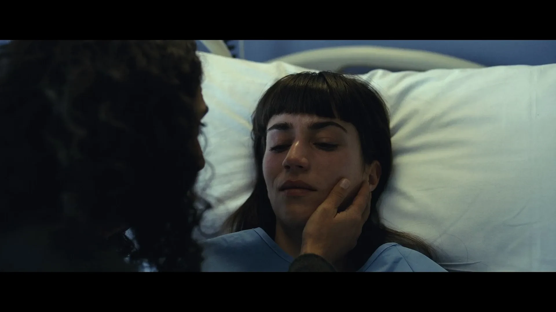 That Night aka Esa noche Season 1 2026 Hindi - Spanish Audio WEB-DL 720p - 480p - 1080p [ALL EPISODES] screenshot 6