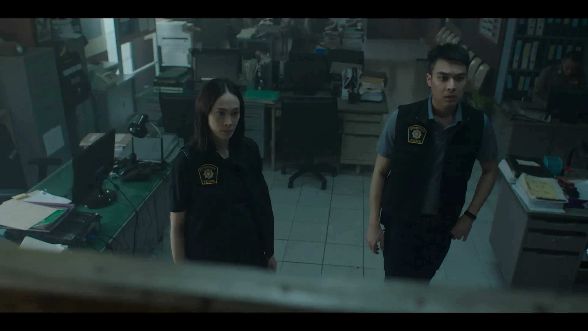 Don't Come Home 2024 Season 1 Hindi Audio WEB-DL 1080p - 2160p [ALL EPISODES] screenshot 6