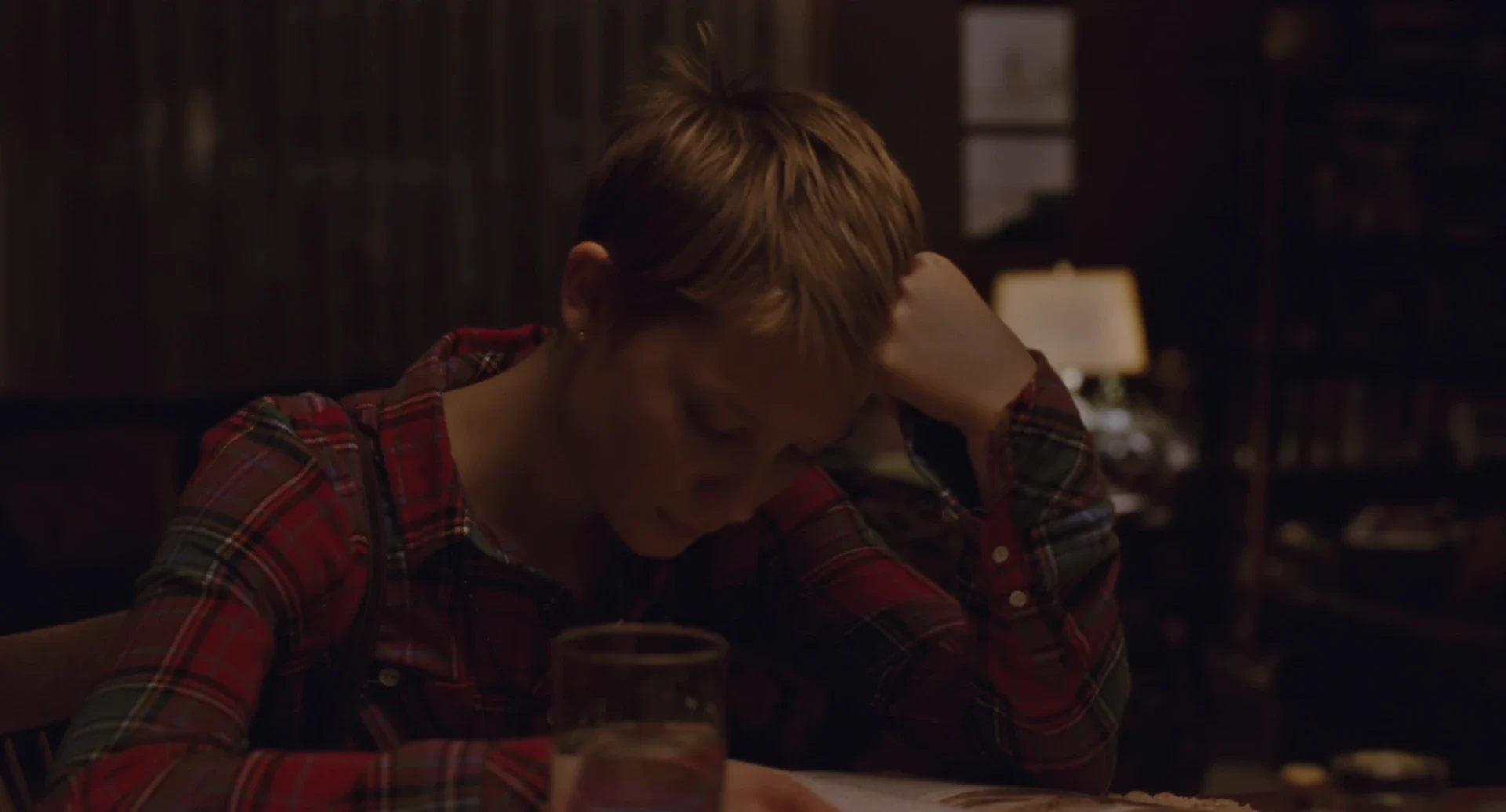 Restless 2011 Hindi Dual Audio WEB-DL 720p - 480p - 1080p screenshot 2