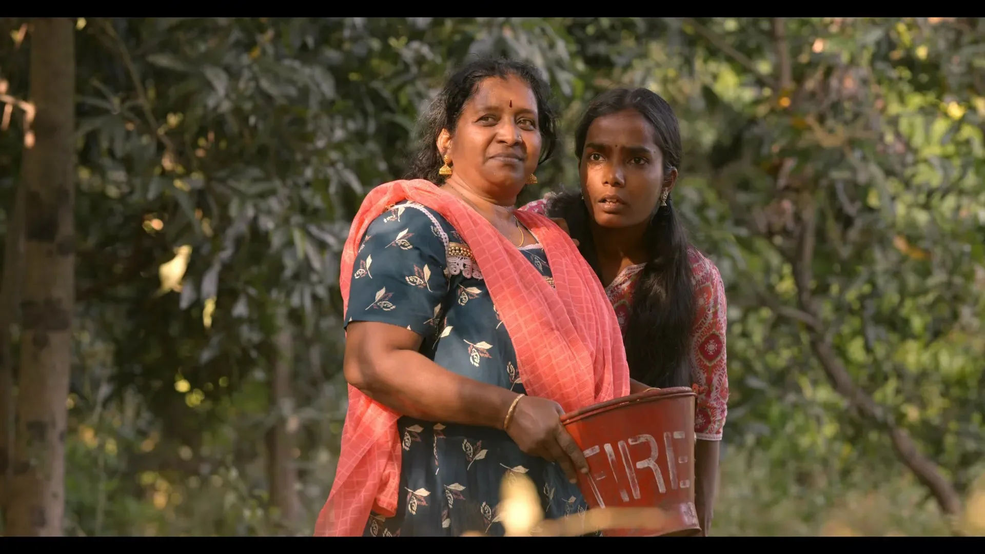 Pennum Porattum 2026 Hindi - Malayalam Audio WEB-DL 720p - 480p - 1080p screenshot 2