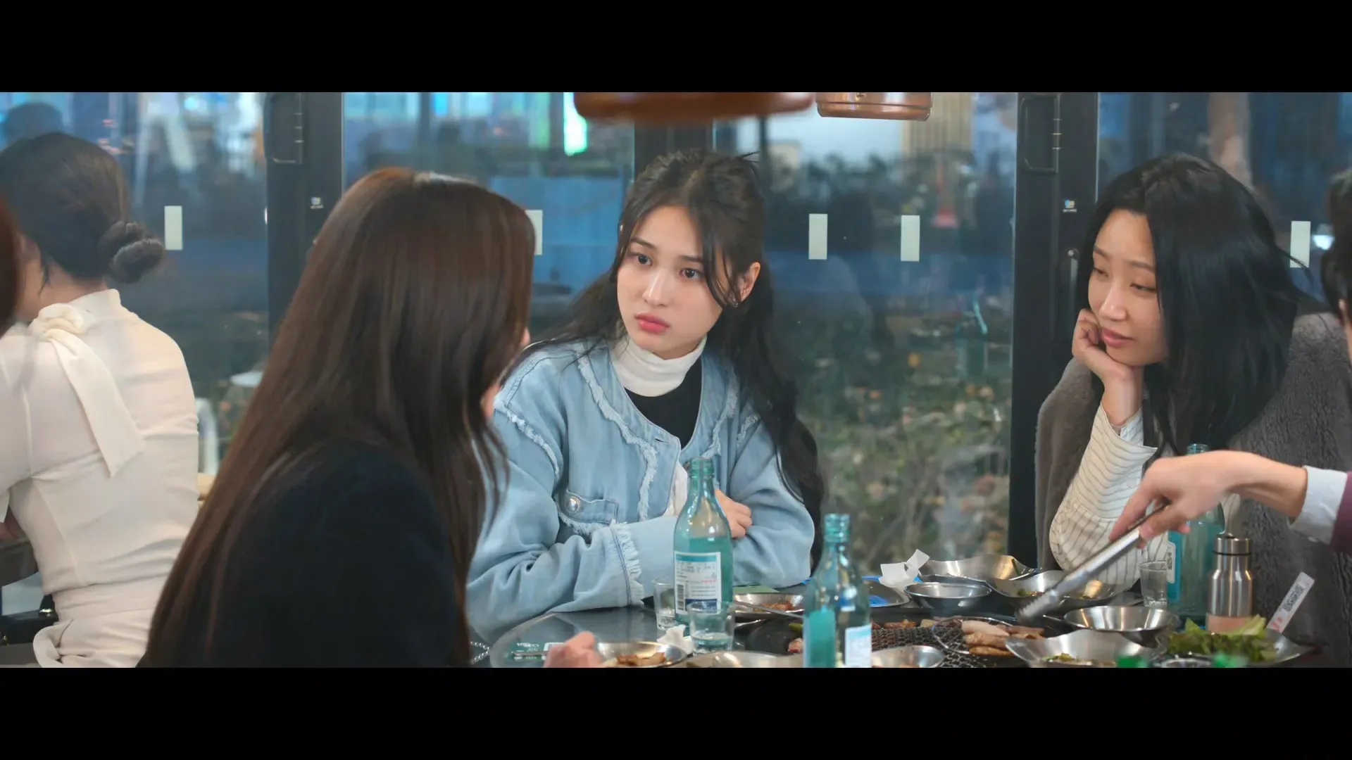 Boyfriend on Demand Season 1 2026 Hindi Audio WEB-DL 720p - 480p - 1080p [ALL EPISODES] screenshot 4