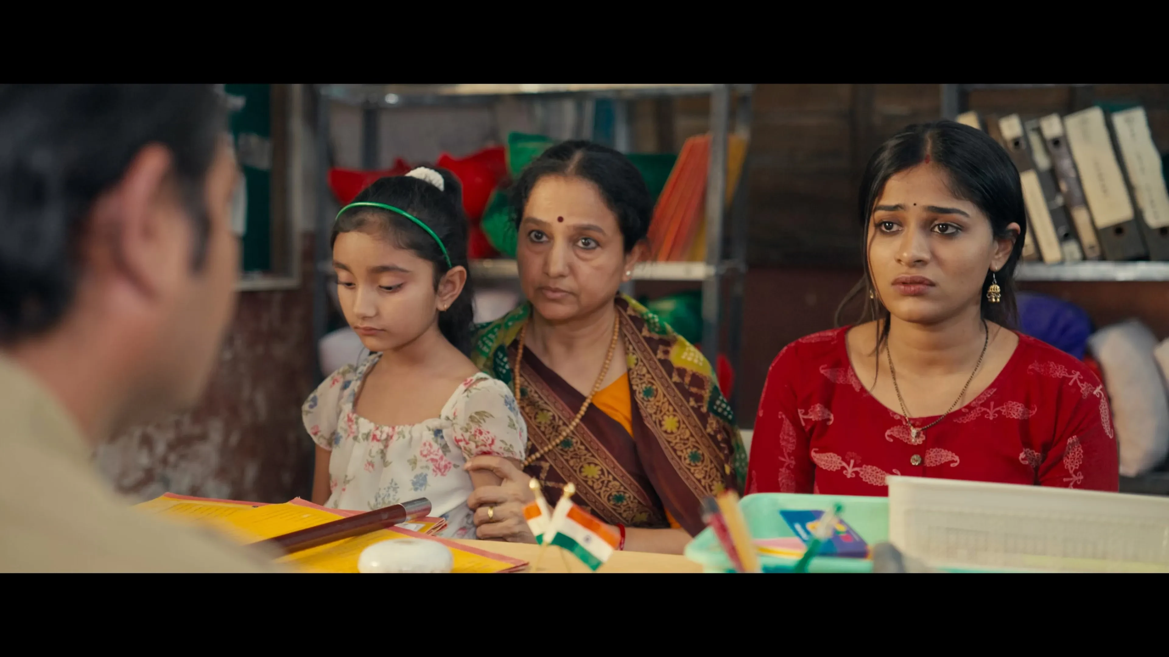 Laalo: Krishna Sada Sahaayate 2025 Hindi - Gujarati Dual Audio WEB-DL 720p - 480p - 1080p screenshot 2