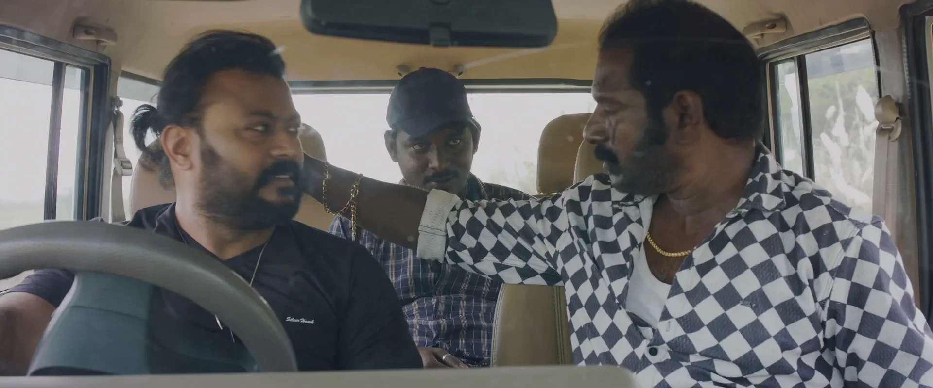 Jora Kaiya Thattunga 2025 Hindi - Tamil Dual Audio WEB-DL 720p - 480p - 1080p screenshot 3