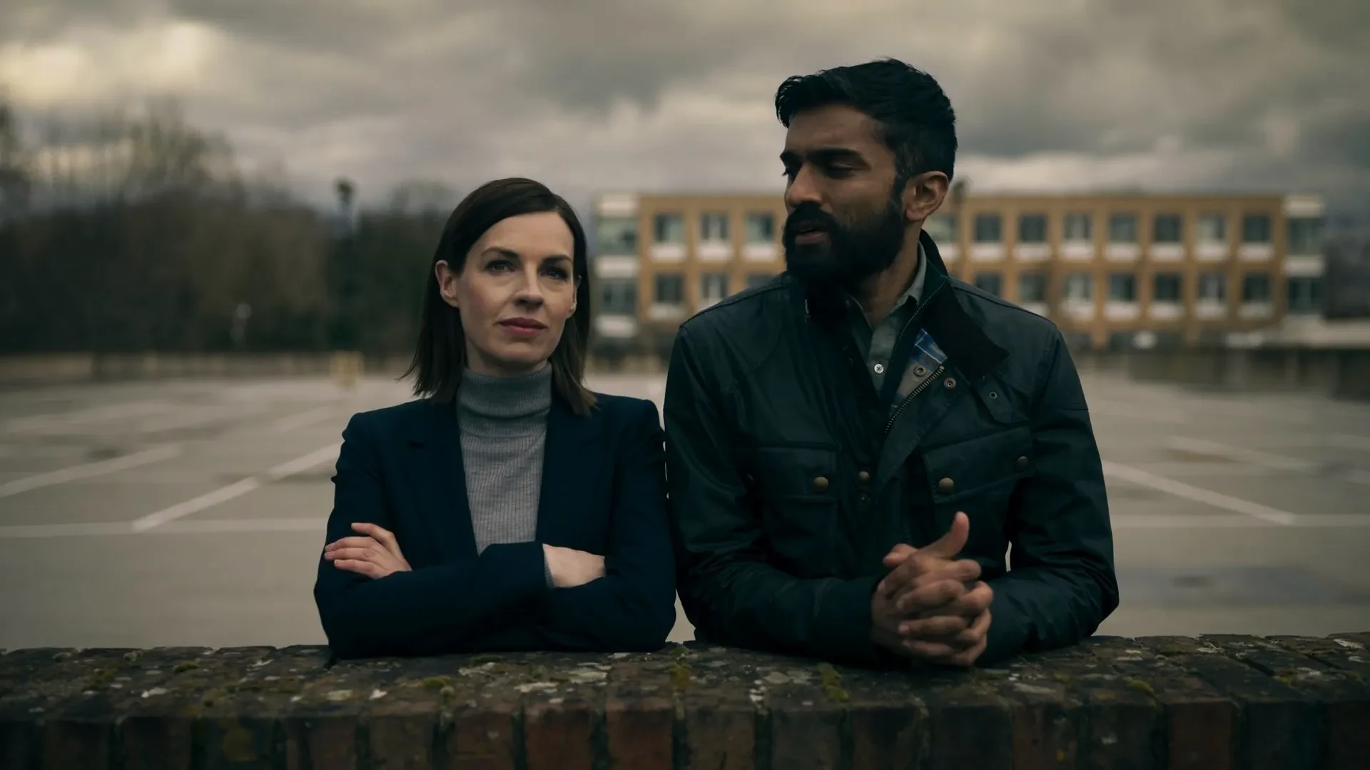 The Devil’s Hour 2024 Season 02 Hindi - English Audio WEB-DL 720p - 480p - 1080p [ALL EPISODES] screenshot 1