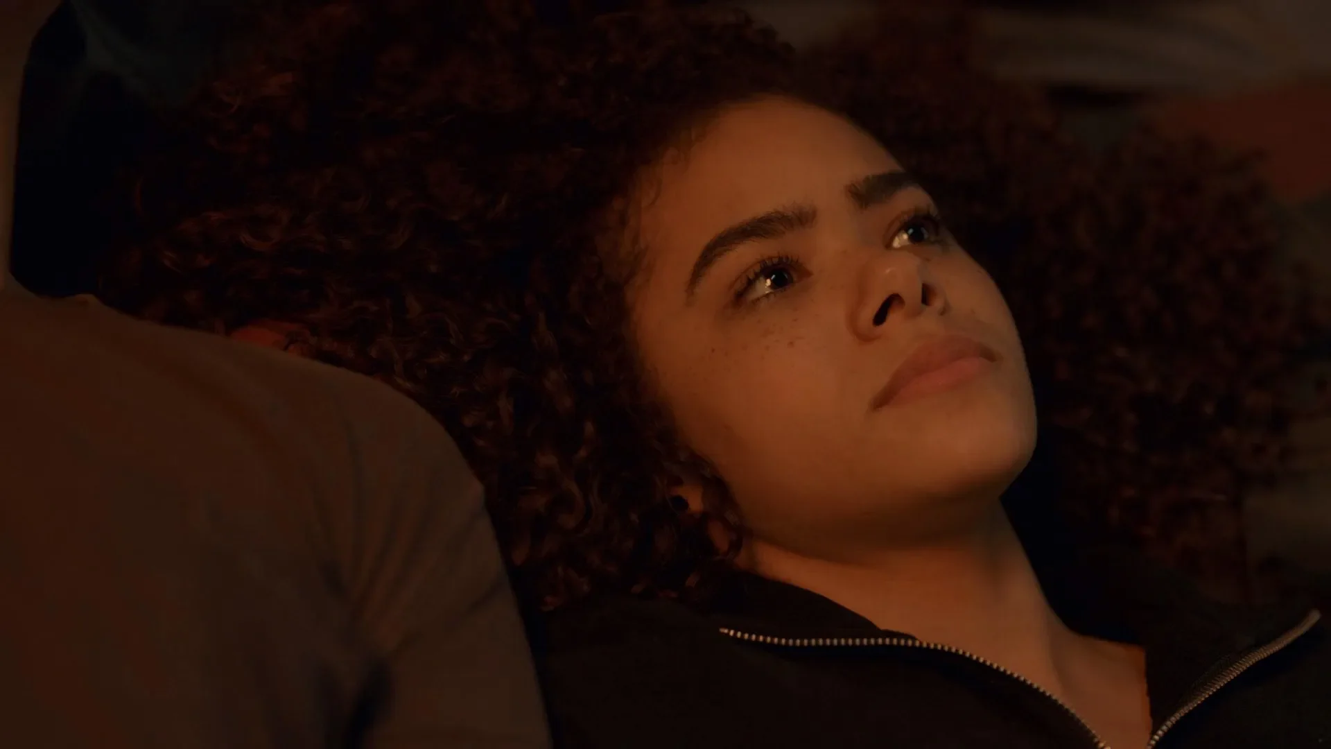 Ginny & Georgia 2023 Season 02 Hindi - English Audio WEB-DL 720p - 480p - 1080p [ALL EPISODES] screenshot 5