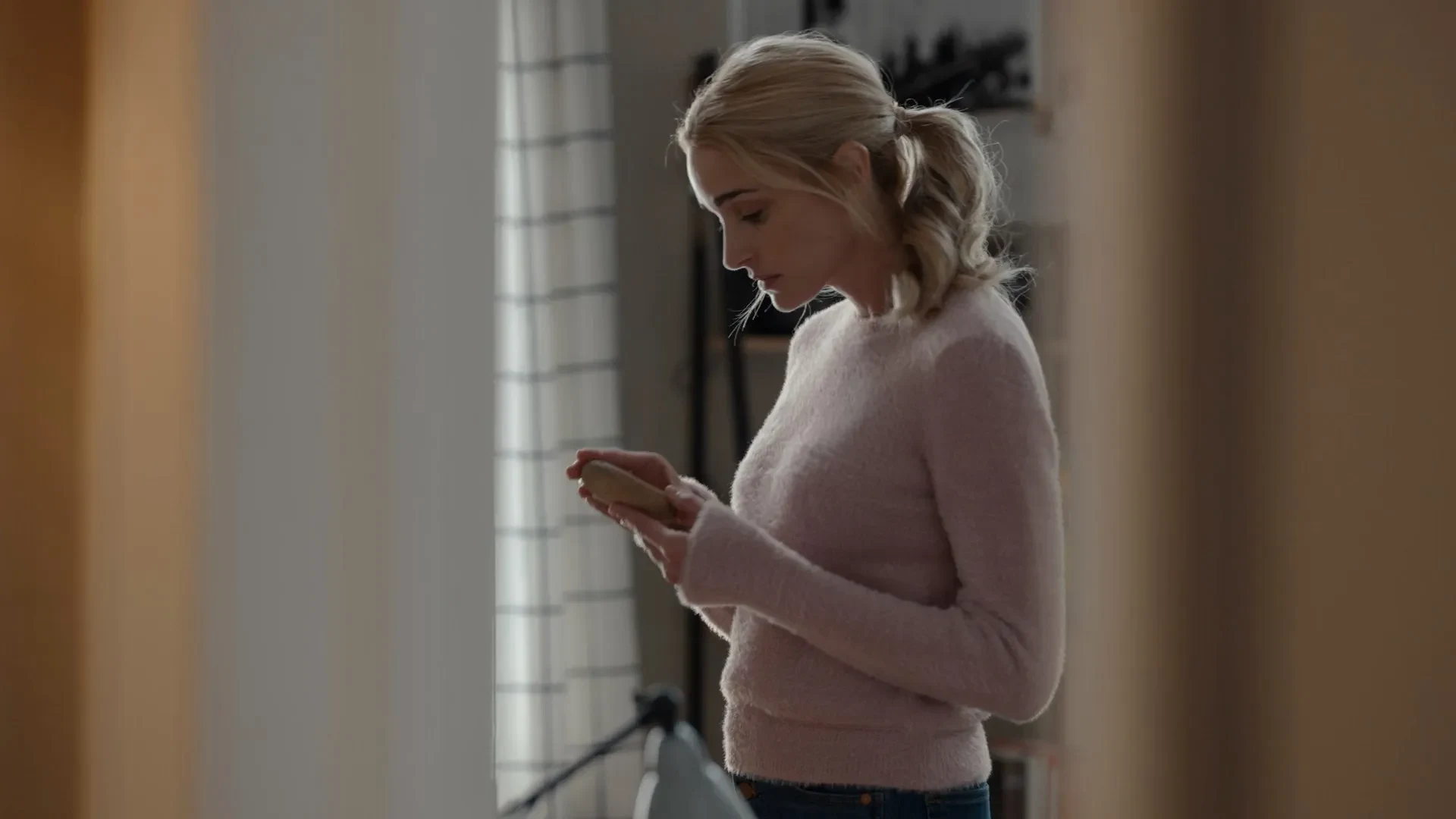 Ginny & Georgia 2023 Season 02 Hindi - English Audio WEB-DL 720p - 480p - 1080p [ALL EPISODES] screenshot 2