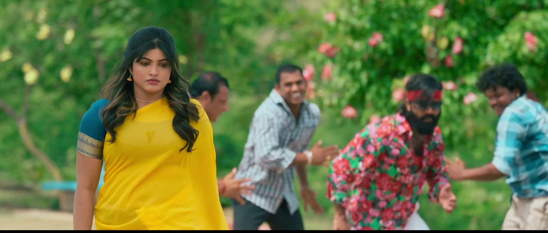 Suryapet Junction 2025 Hindi Dual Audio WEB-DL 720p - 480p - 1080p screenshot 4