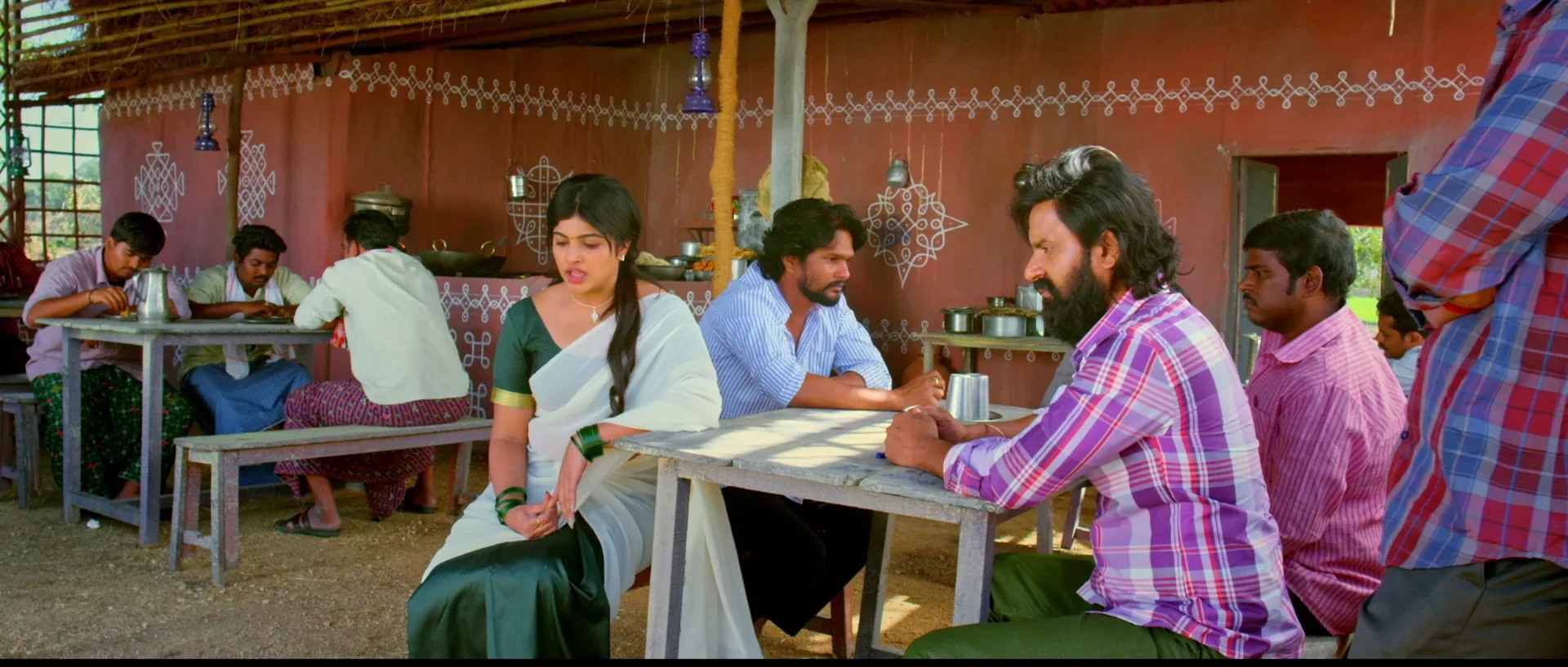 Suryapet Junction 2025 Hindi Dual Audio WEB-DL 720p - 480p - 1080p screenshot 7