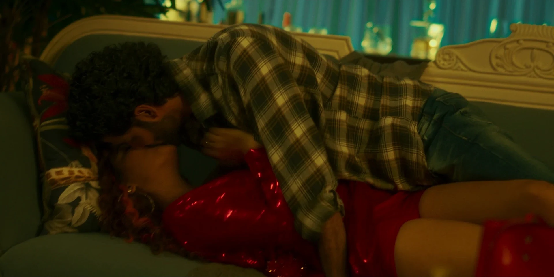 Candy and the Pizza Ggirl 2026 Hindi English Audio WEB-DL 720p - 480p - 1080p screenshot 5