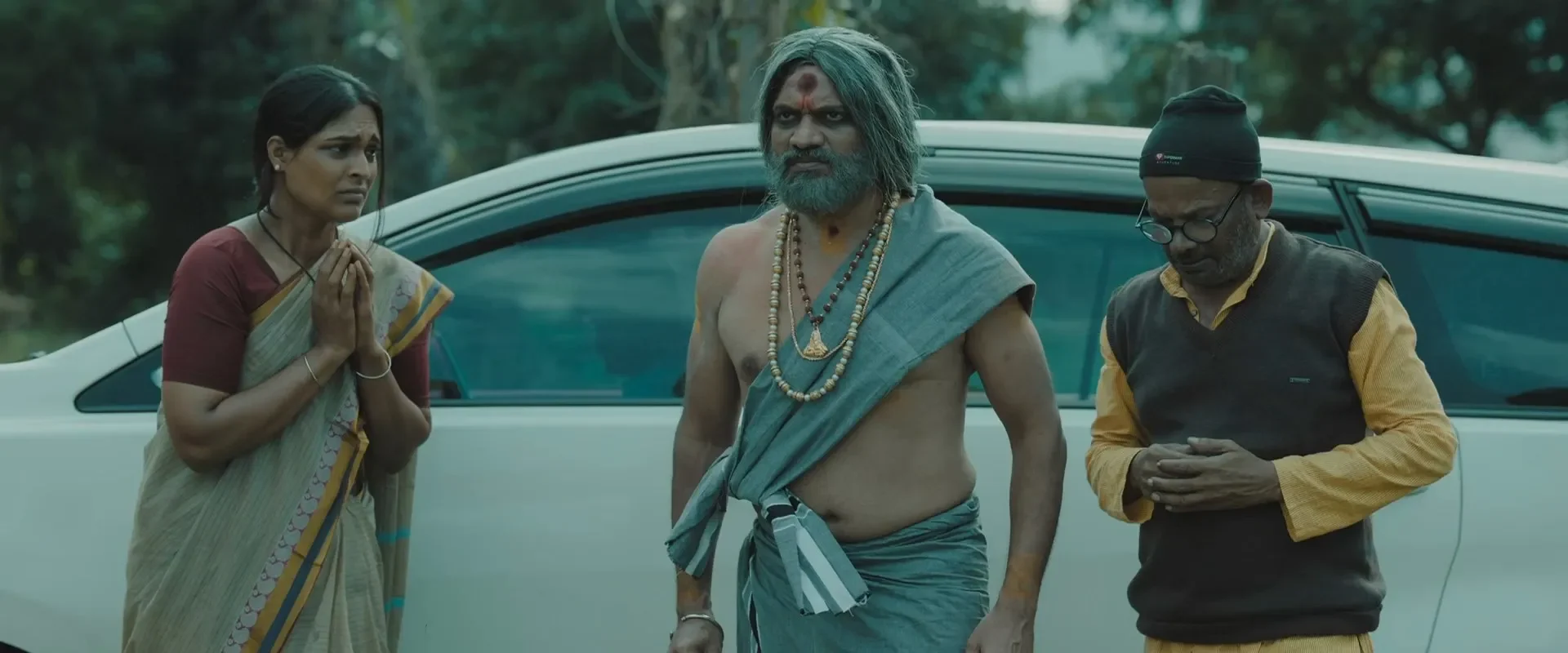 Eesha 2025 Hindi Dual Audio WEB-DL 720p - 480p - 1080p screenshot 4