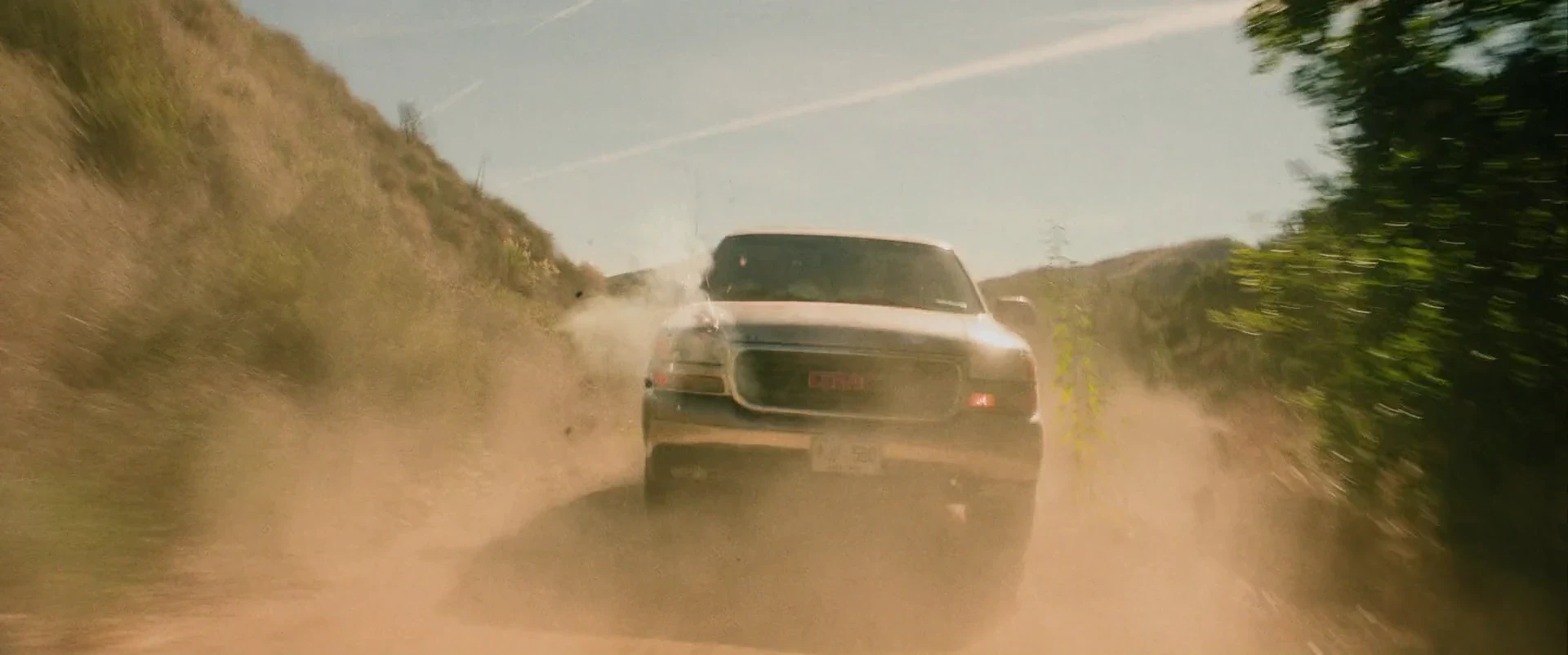 Under Fire 2025 Hindi Dual Audio WEB-DL 720p - 480p - 1080p screenshot 4