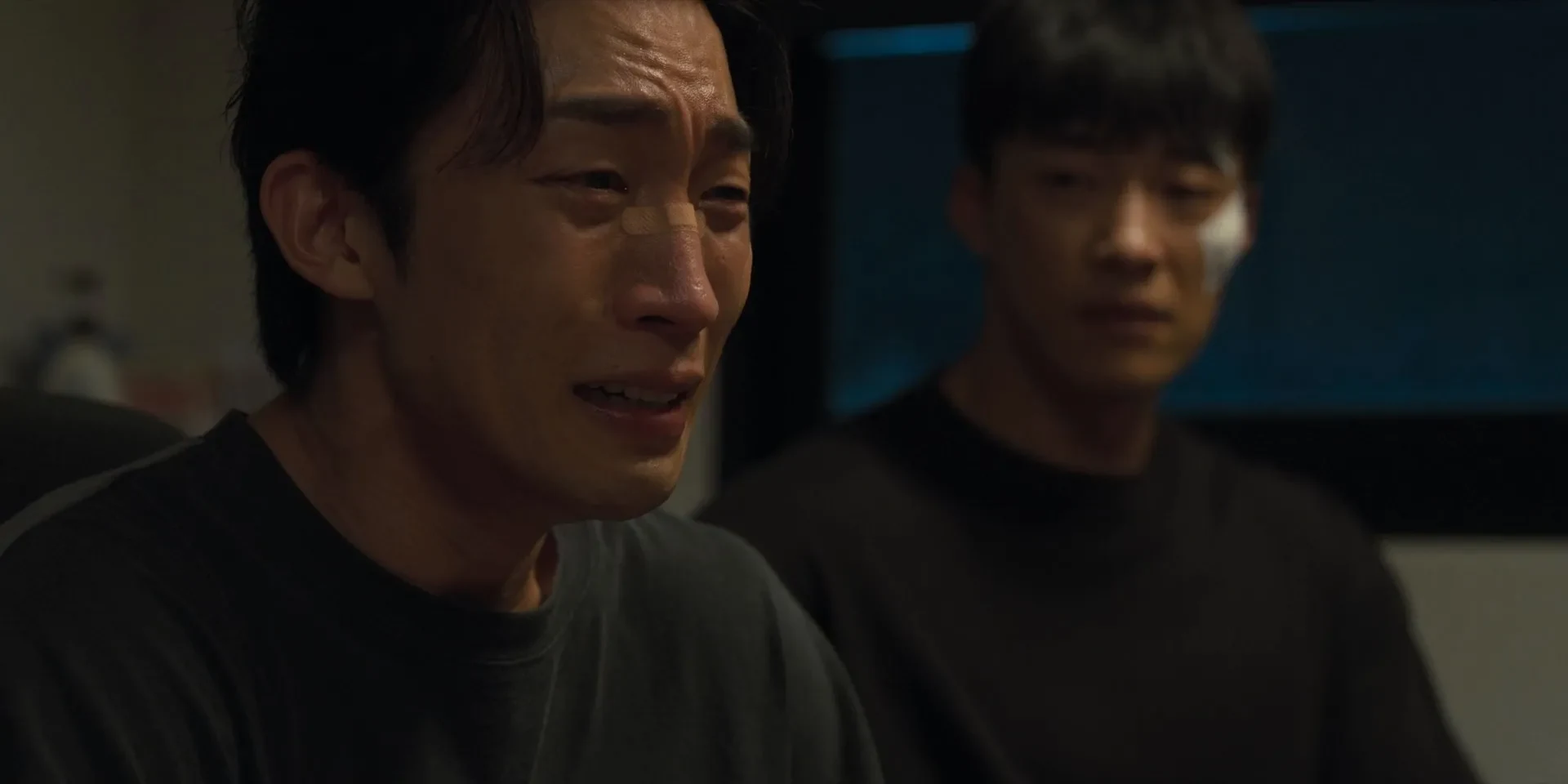 Bloodhounds 2026 Season 2 Hindi - English Audio WEB-DL 720p - 1080p [ALL EPISODES] screenshot 7