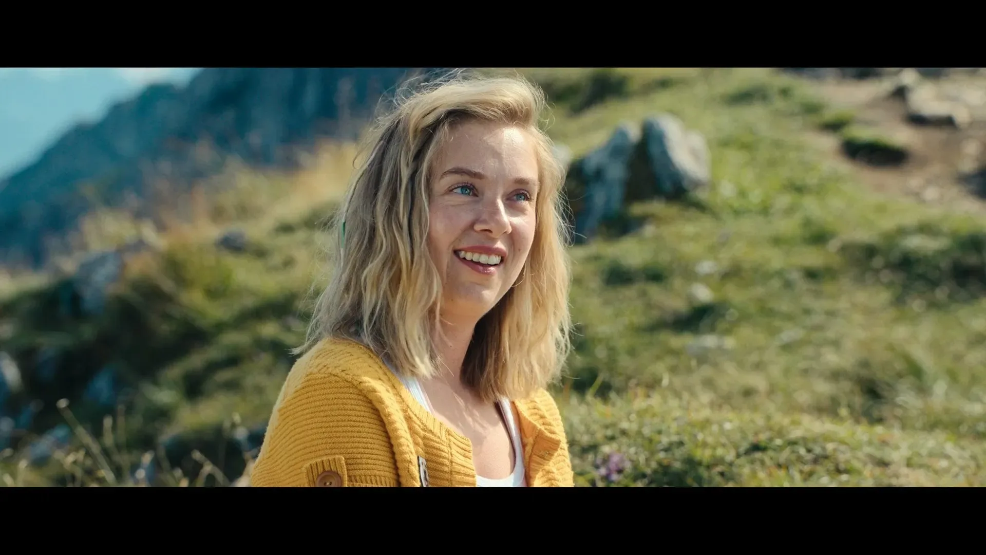 Eat Pray Bark 2026 Hindi - German Dual Audio WEB-DL 720p - 480p - 1080p screenshot 4