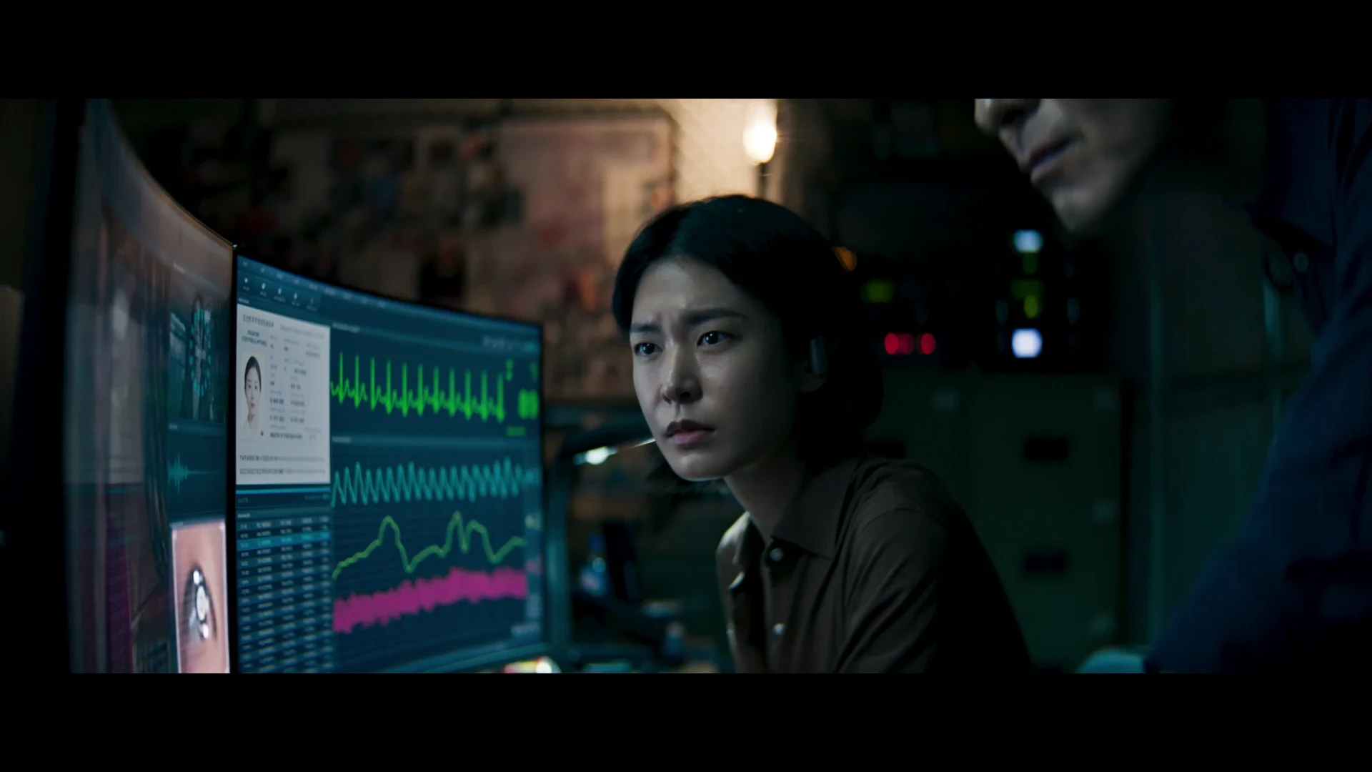 Humint 2026 Hindi Dual Audio WEB-DL 720p - 480p - 1080p screenshot 1