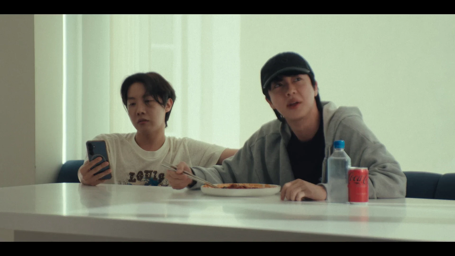 BTS: The Return 2026 Hindi Dual Audio WEB-DL 720p - 480p - 1080p screenshot 1