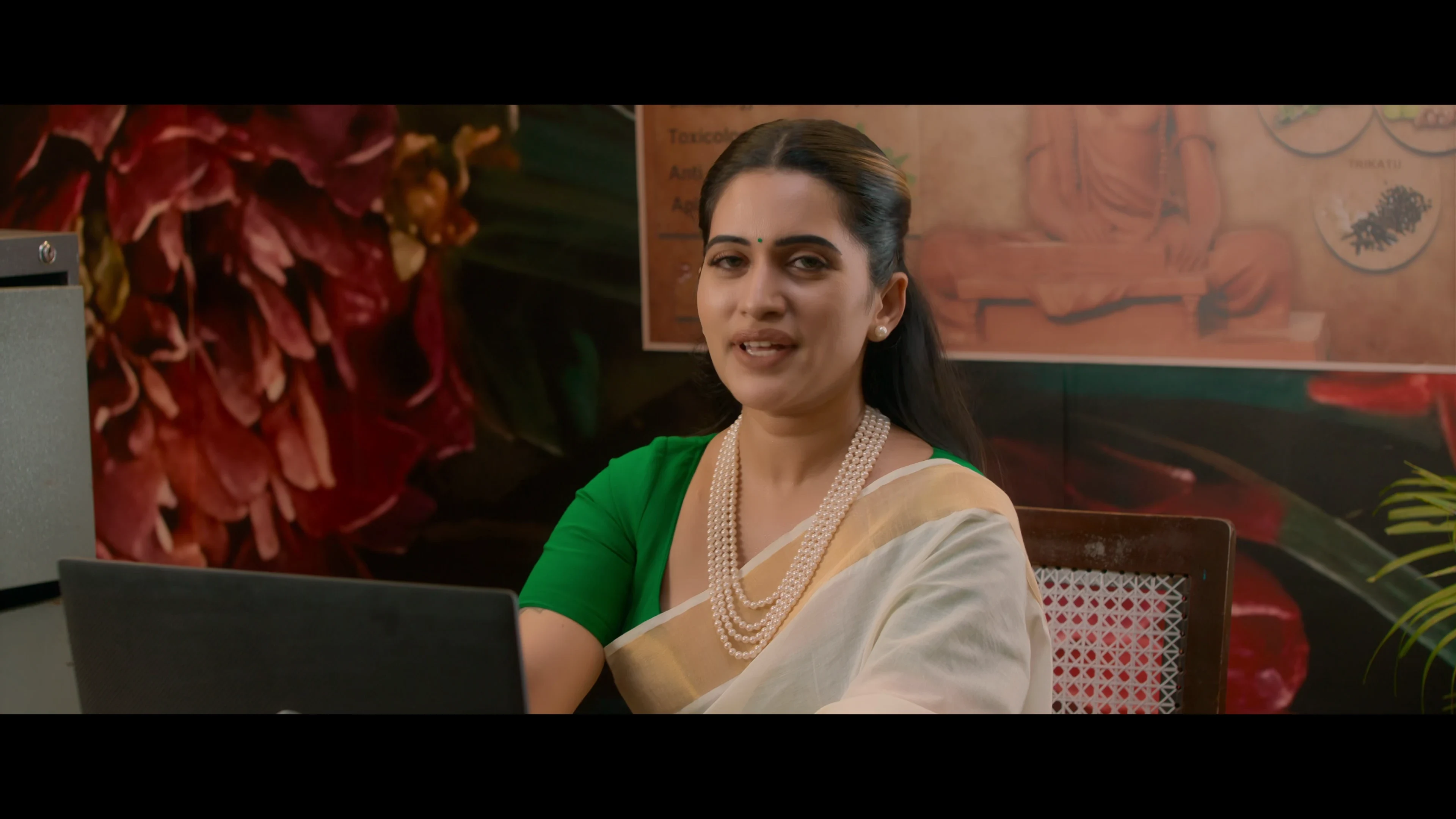 Hey Bhagawan 2026 Tamil Multi Audio 720p - 1080p - 2160p screenshot 4